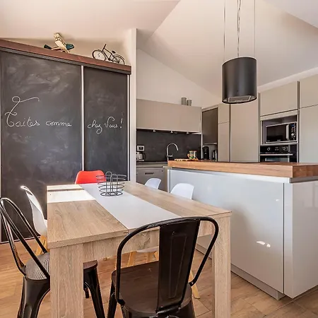 بيت للعطل Belle Maison Climatisee - Meet - Aeroscopia - Tramway *